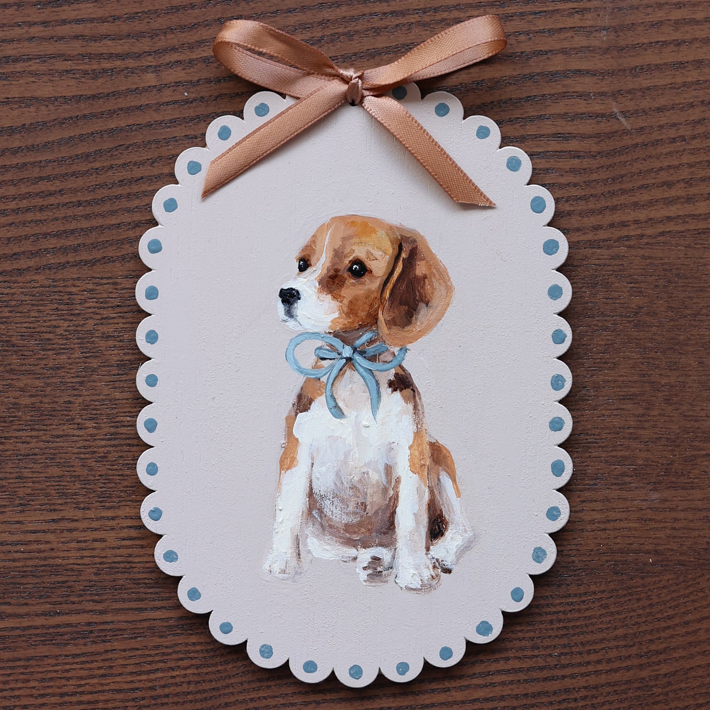 Scallop heirloom painting - Puppy with blue bow