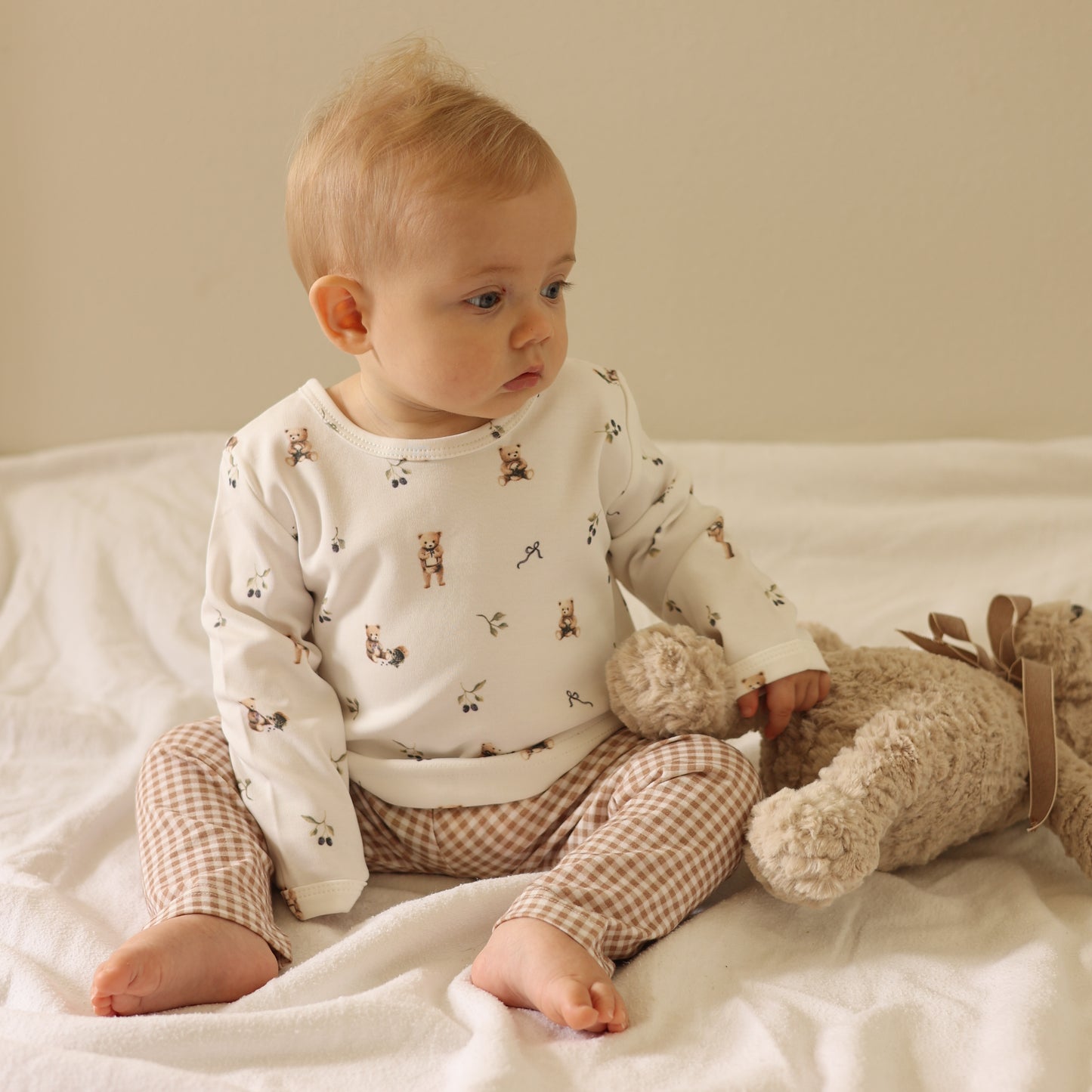 Long sleeve top - Bear with Berries