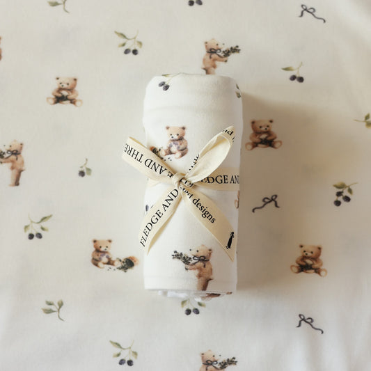 Stretch Wrap - Bear with Berries - SECONDS