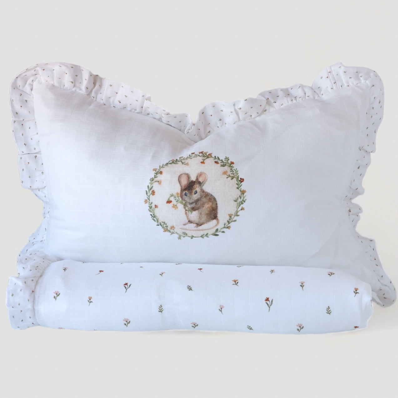 Crib Quilt and Pillow set - Mouse