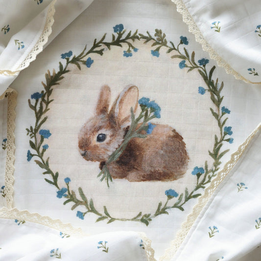 How to Choose a Baby Blanket Gift | New Parent Gift Guide