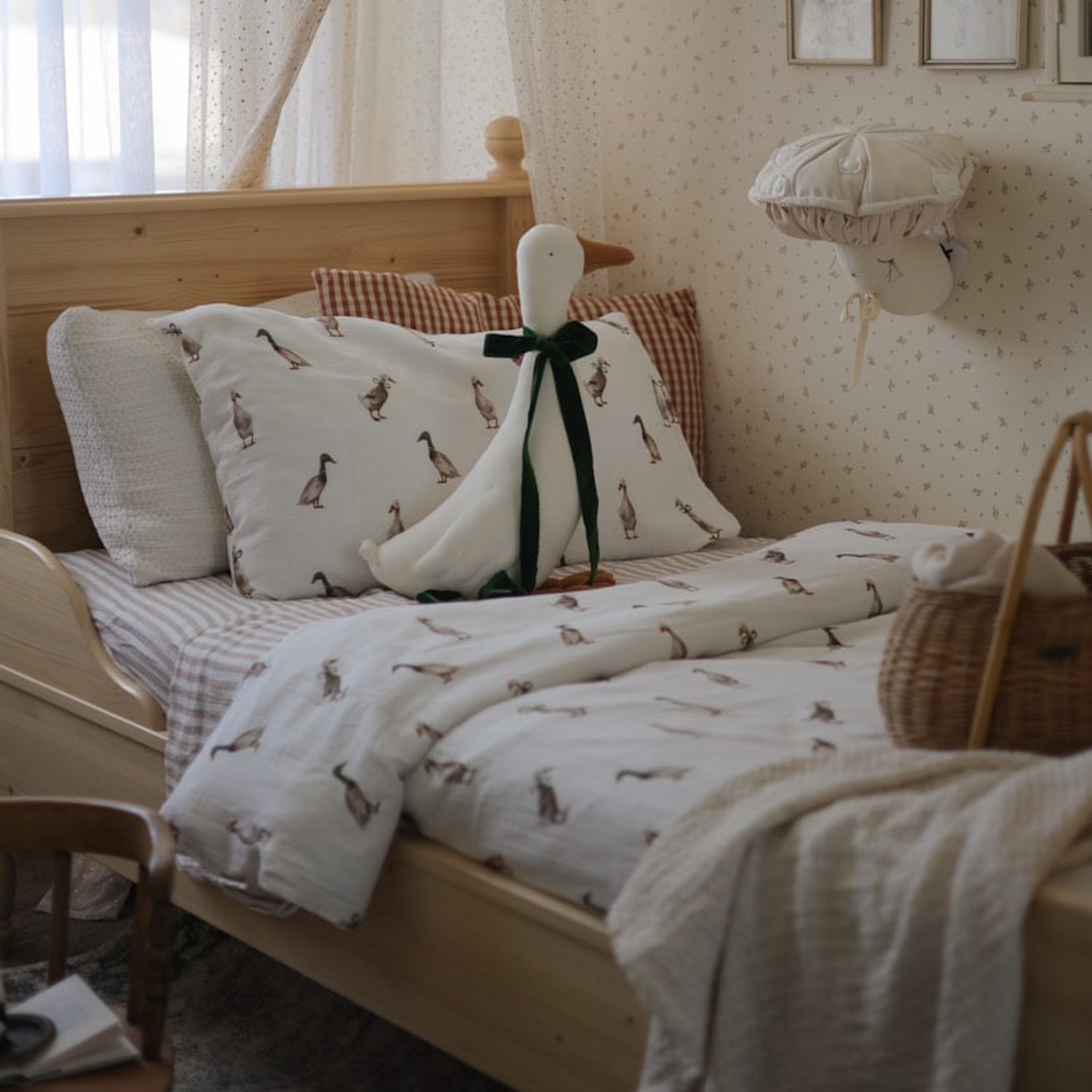 Hand-illustrated kids quilt covers – soft organic cotton kids bedding