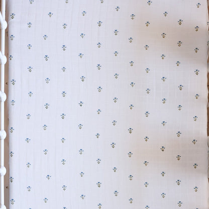 Cot sheet - Blue floral