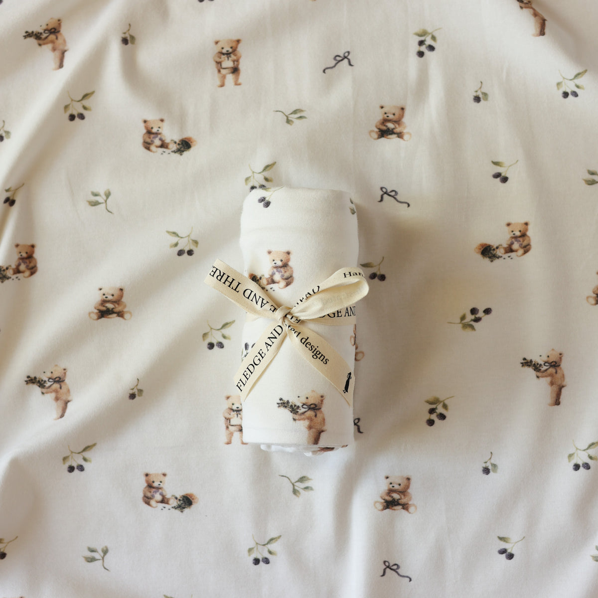 Stretch Wrap - Bear with Berries - SECONDS