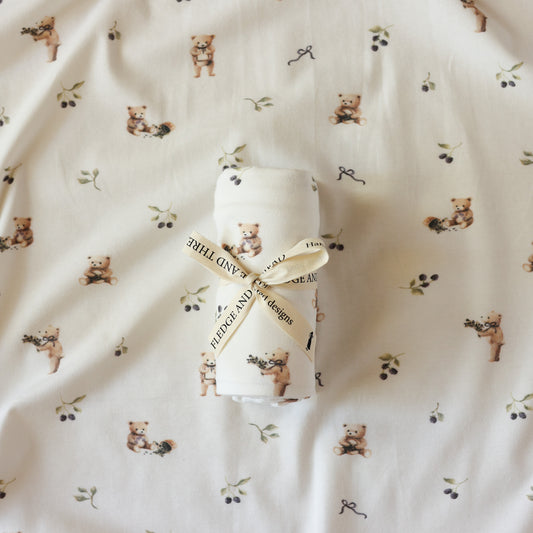 Stretch Wrap - Bear with Berries