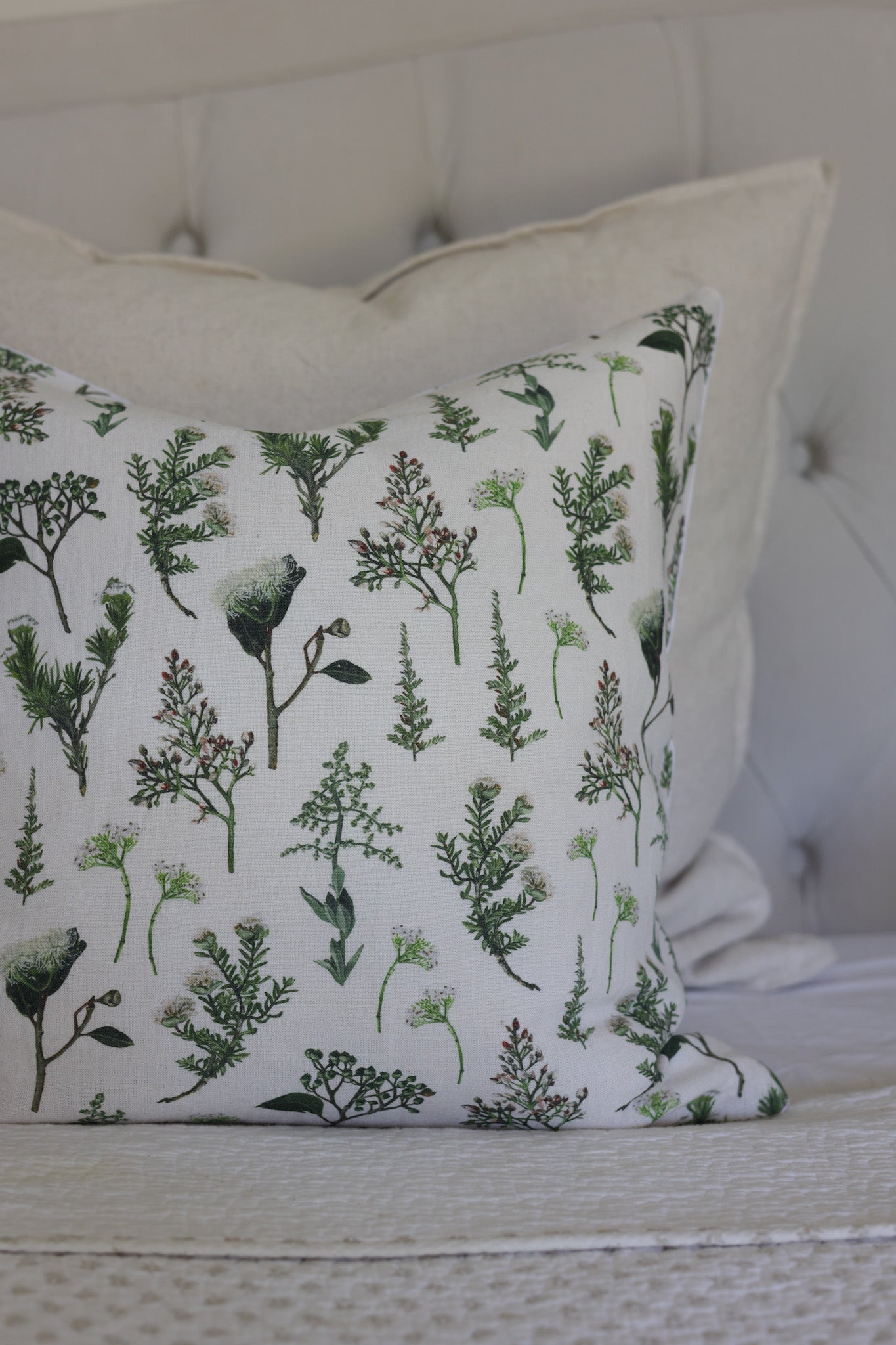 Wildflower cushion cover