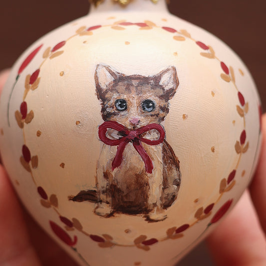 Ceramic Bauble - Kitten with bow