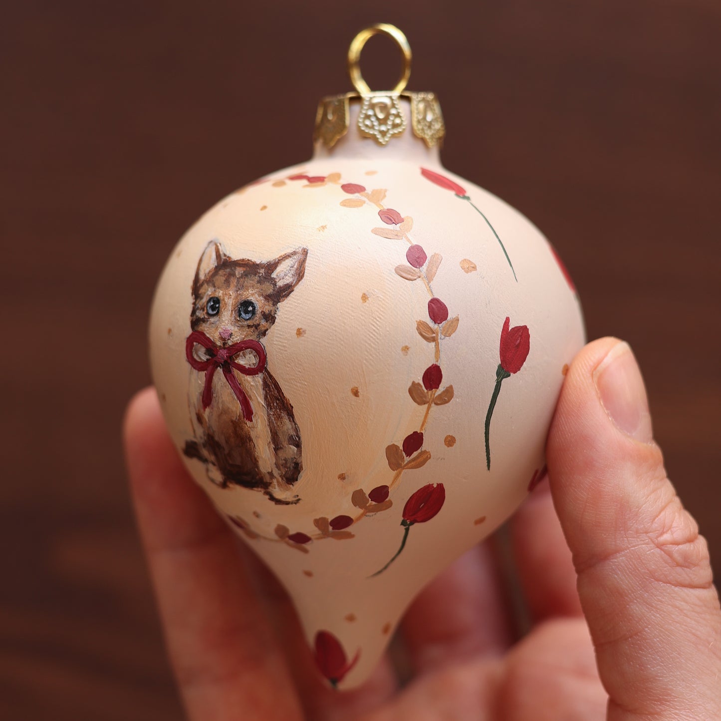 Ceramic Bauble - Kitten with bow