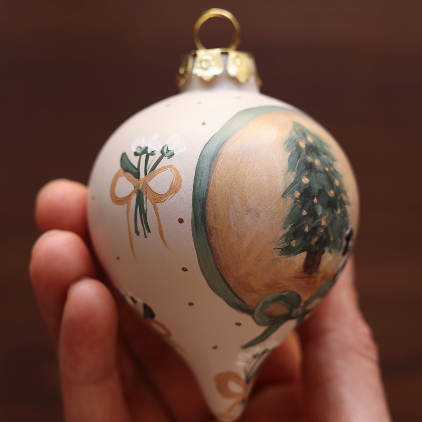 Ceramic Bauble - Tree with puppy