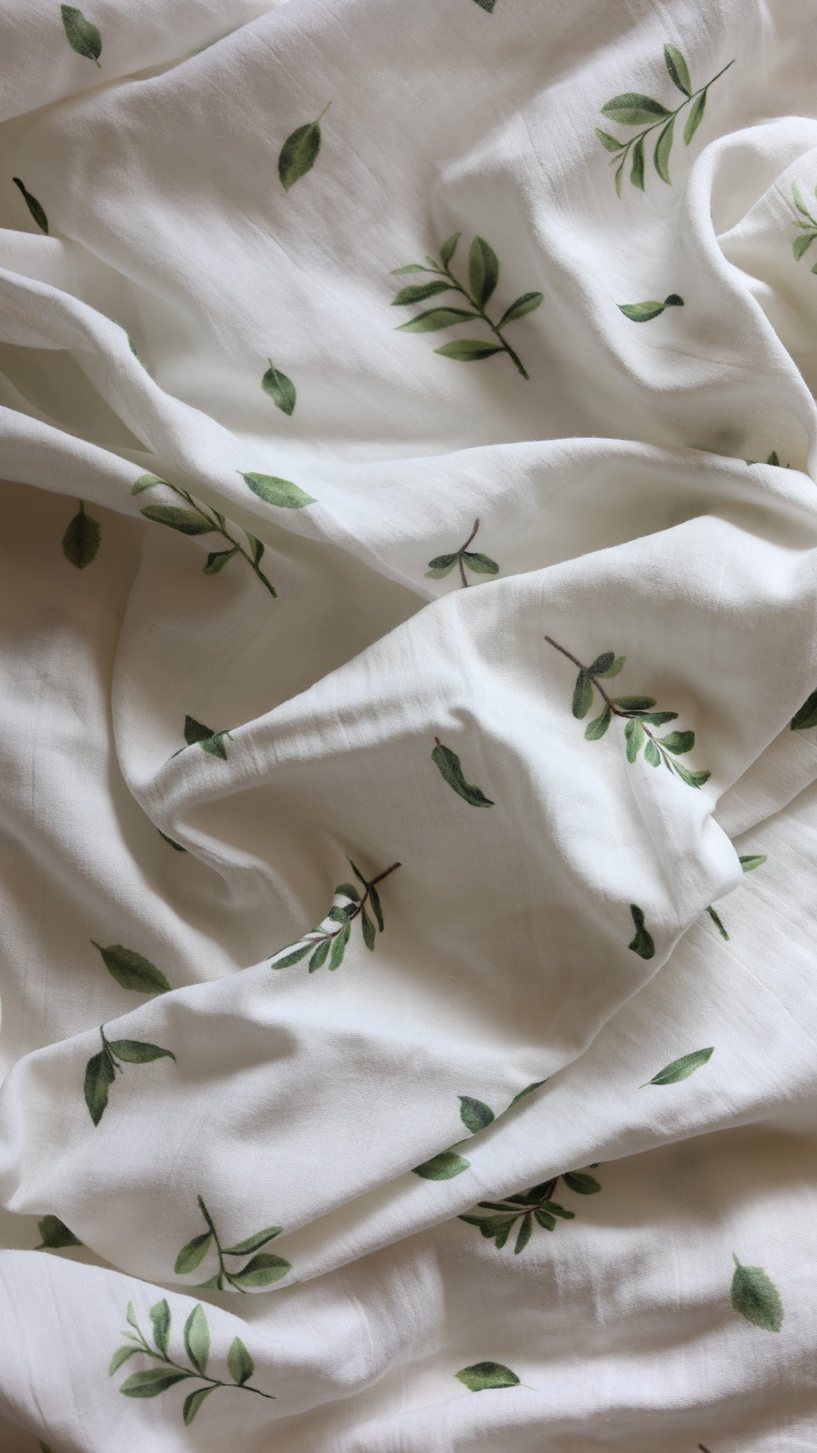 Leaf swaddle